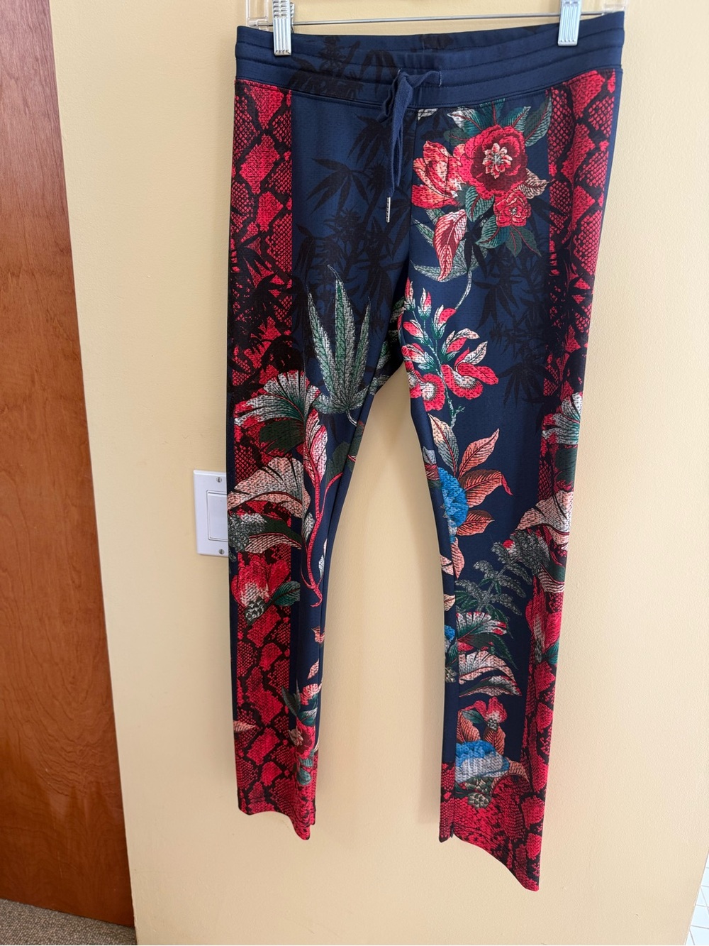 Pam & Gela Navy and Black Printed Pull-On Joggers